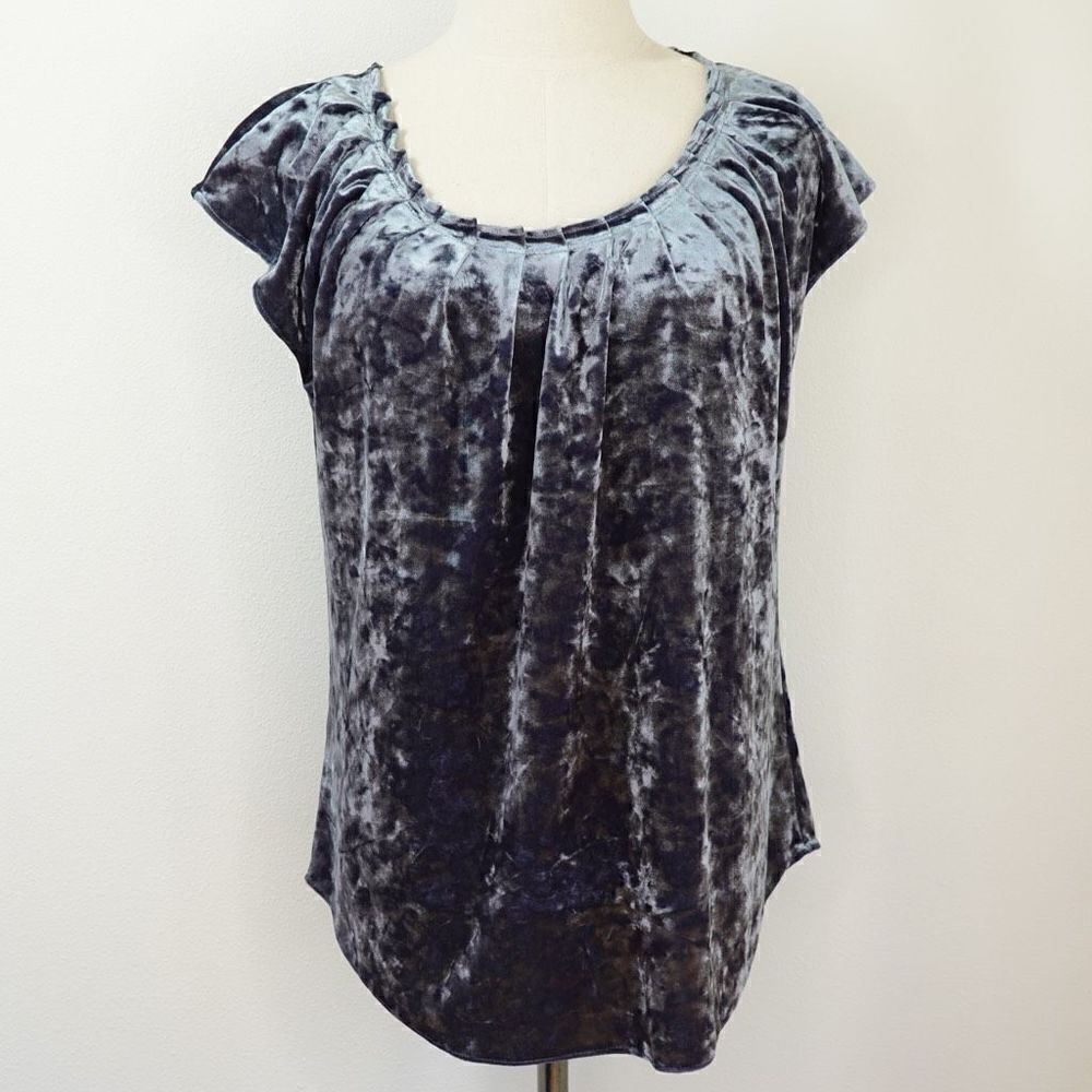 LC Lauren Conrad Crushed Velvet Short Sleeve Pleat Neck Blouse Light Blue Sz M